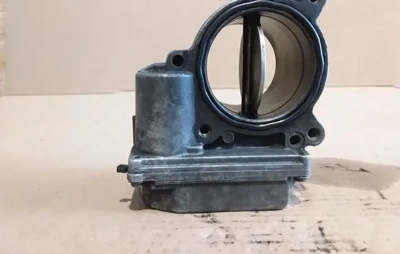 Audi A6 S6 C6 4F Throttle valve 4E0145959D