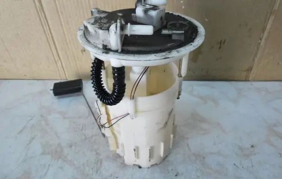 Renault Scenic II - Grand scenic II Fuel level sensor 