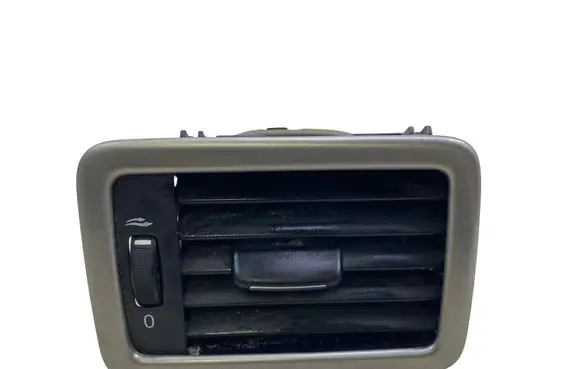 Volvo XC70 Dashboard air vent grill cover trim 30755183