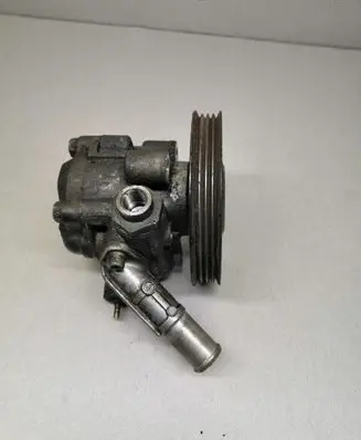 Mazda 323 Power steering pump H7C6