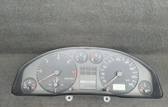 Audi A6 S6 C5 4B Speedometer (instrument cluster) 4B0919860N