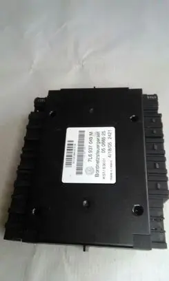 Volkswagen Touareg I Comfort/convenience module 7L6937049