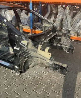 Ford Puma Front quarter panel DG24311