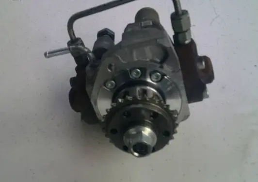 Subaru Forester SJ Fuel injection high pressure pump 2940002220
