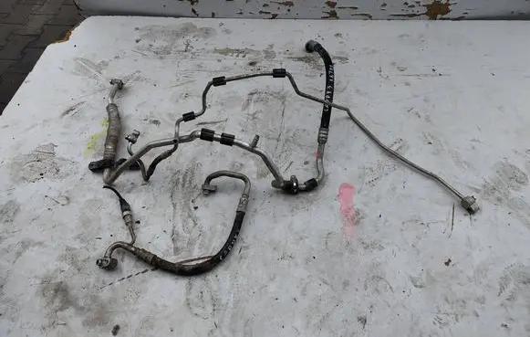 Volkswagen Caddy Air conditioning (A/C) pipe/hose 