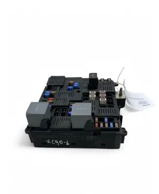 Volvo XC90 Fuse module 32268453