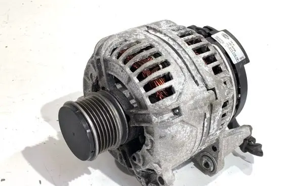 Volkswagen Golf V Generator/alternator 8EL011710791