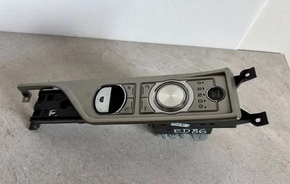 Jaguar XF X250 Gear selector 9X237E453BB-ED86