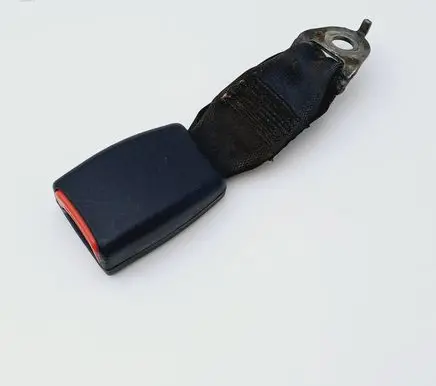 Hyundai Getz Rear seatbelt buckle