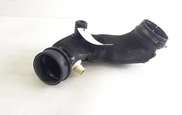 Maserati Levante Intercooler hose/pipe 670030057 500416