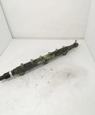 Volvo V70 Fuel main line pipe 0445215010