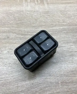 Opel Zafira A Electric window control switch 13363401 111202