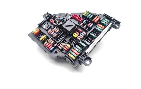 BMW 5 F10 F11 Fuse module 9264923 4-1703345-2