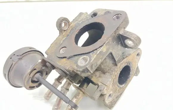 Mitsubishi Grandis EGR valve 103557