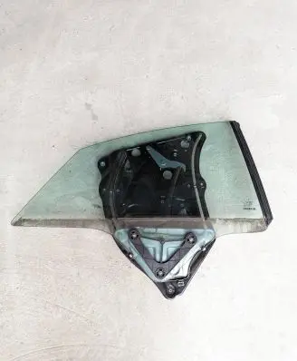 Mercedes-Benz E C207 W207 Rear side window RH961882