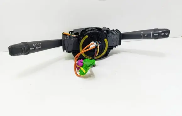 Wiper turn signal indicator stalk/switch