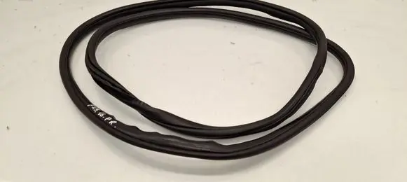 BMW 2 F46 Front door rubber seal 51727420078 7420078