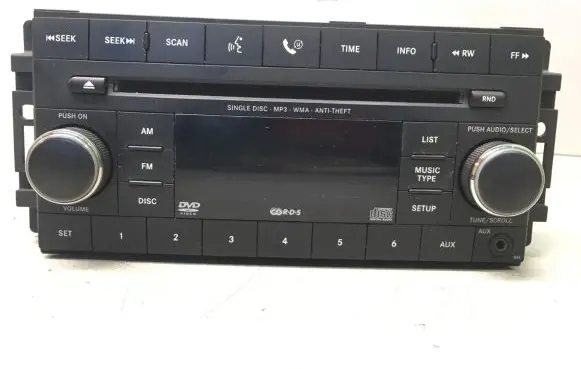 Chrysler Sebring (JS) Radio/CD/DVD/GPS head unit 05107096AJ
