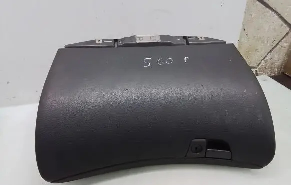 Volvo S60 Glove box 8650374