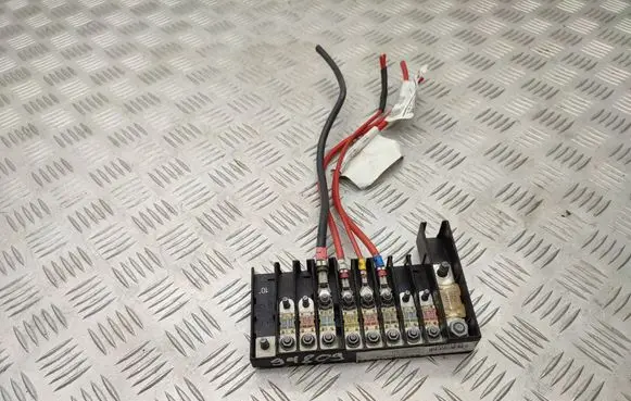 Volkswagen Transporter - Caravelle T5 Fuse module 7H0937550A 7H0937550
