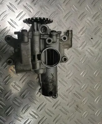 Volvo V60 Oil pump 31330979 16804704 1010140307