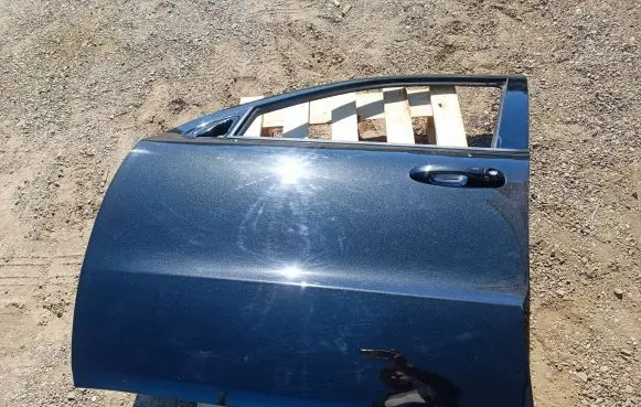 Dodge Durango Front door