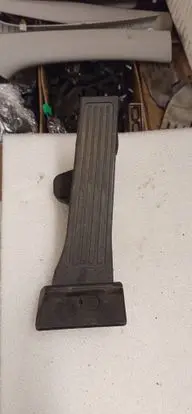 Hyundai Tucson TL Accelerator throttle pedal 