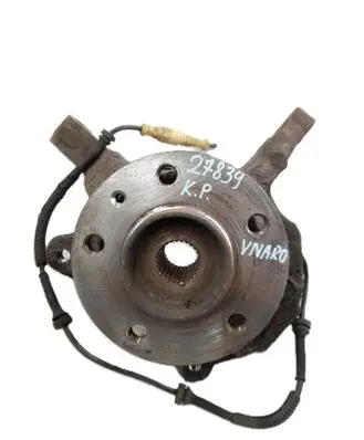 Opel Vivaro Front wheel hub 93858910 93864942