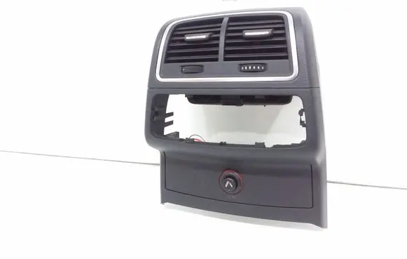 Rear air vent grill