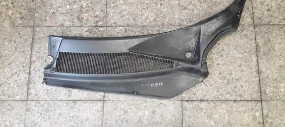 Alfa Romeo Spider 916 Wiper trim 60604355