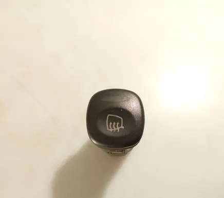 Ford Focus Windscreen/window heater switch D3L0A
