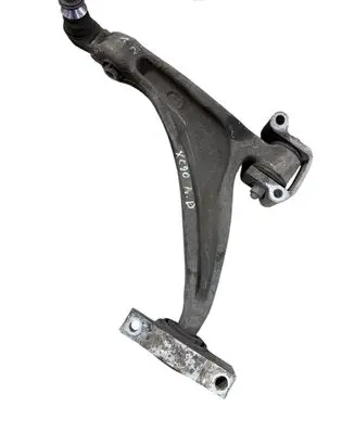 Volvo XC90 Front lower control arm/wishbone 