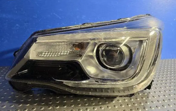 Subaru Forester SJ Headlight/headlamp 100-60311