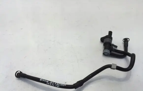 Peugeot 3008 II Other engine bay part V759557380