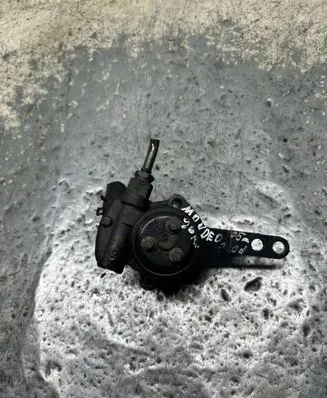 Ford Mondeo Mk III Power steering pump