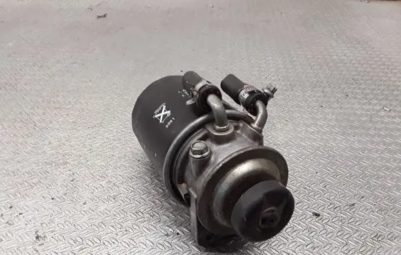 Isuzu Trooper Mechanical fuel pump 