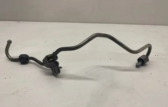 Land Rover Evoque I Fuel injector supply line/pipe 