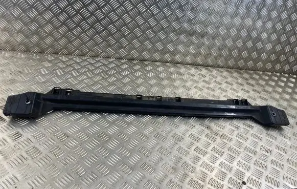 Volkswagen Touareg II Bottom radiator support slam panel 7P0805551