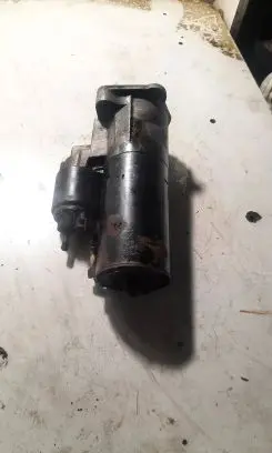 Volkswagen PASSAT B5 Starter motor