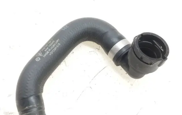 Volkswagen Touareg II Engine coolant pipe/hose 7P0121156C KA4122346