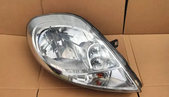 Renault Trafic II (X83) Headlight/headlamp 8200701356 93859830 89313980