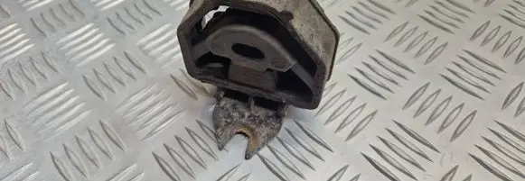 Peugeot 307 Muffler mount bracket/holder 