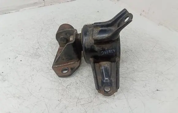 Hyundai ix35 Engine mount bracket