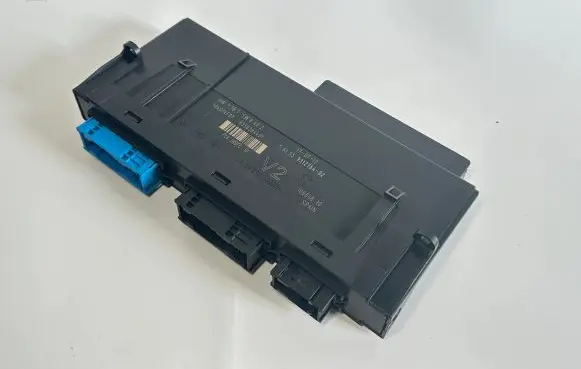 BMW 5 F10 F11 Central body control module 9312764 61359312764 61356992418