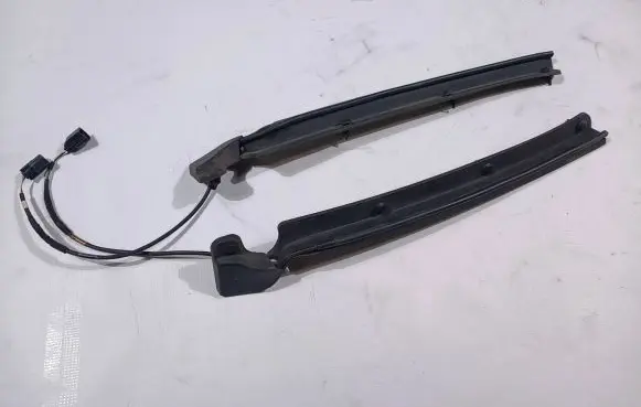 Ford Flex Tailgate sensor 8A83-74406A77-A 8A83-74406A76-A