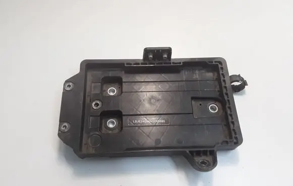 MG MG5 II Battery bracket LSJE24094NG065680