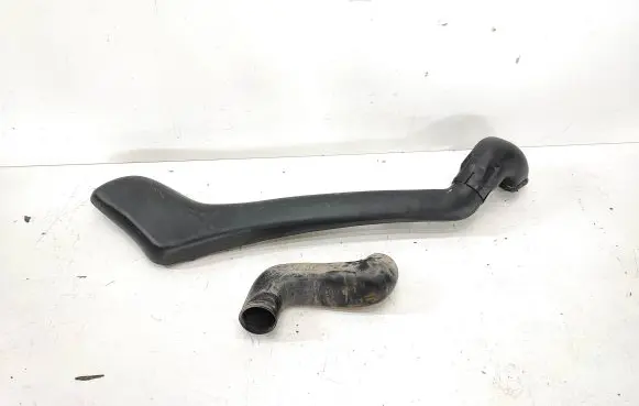 Nissan Pathfinder R51 Air intake duct part