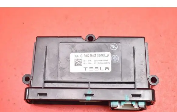Tesla Model S Engine control unit/module ECU 1007618-00-E