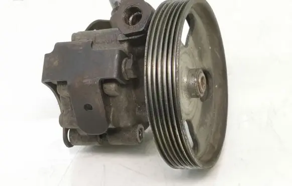 Citroen Berlingo Power steering pump 9637000880 03347842