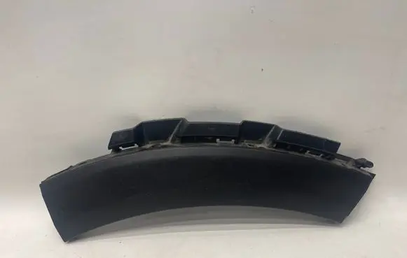 Front bumper splitter molding